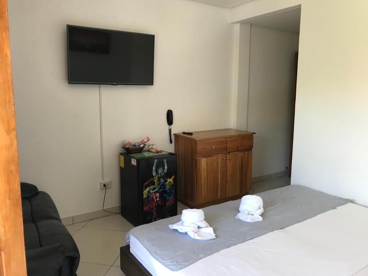 Hotel Bahia Guatapé エクステリア 写真