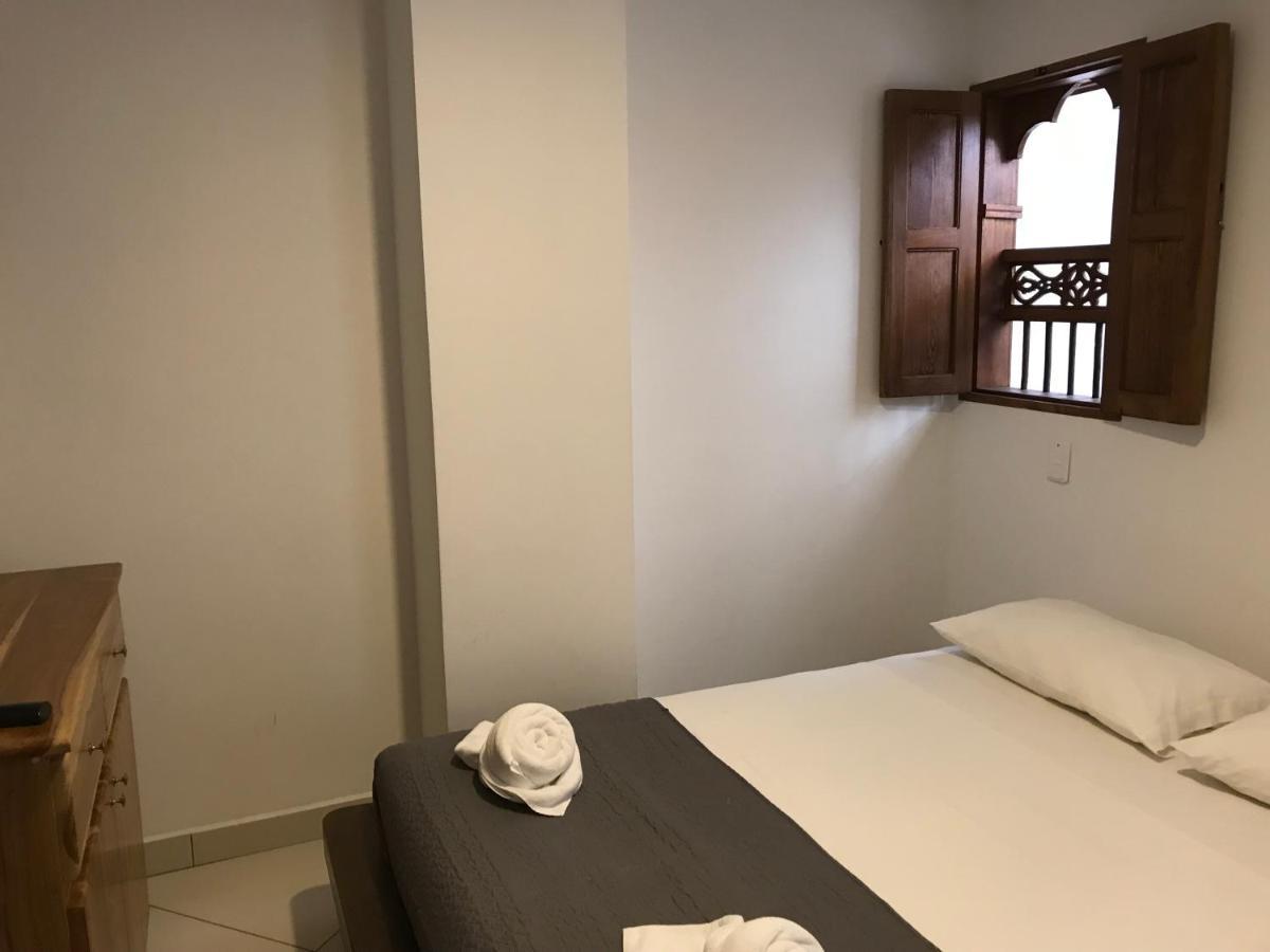 Hotel Bahia Guatapé エクステリア 写真